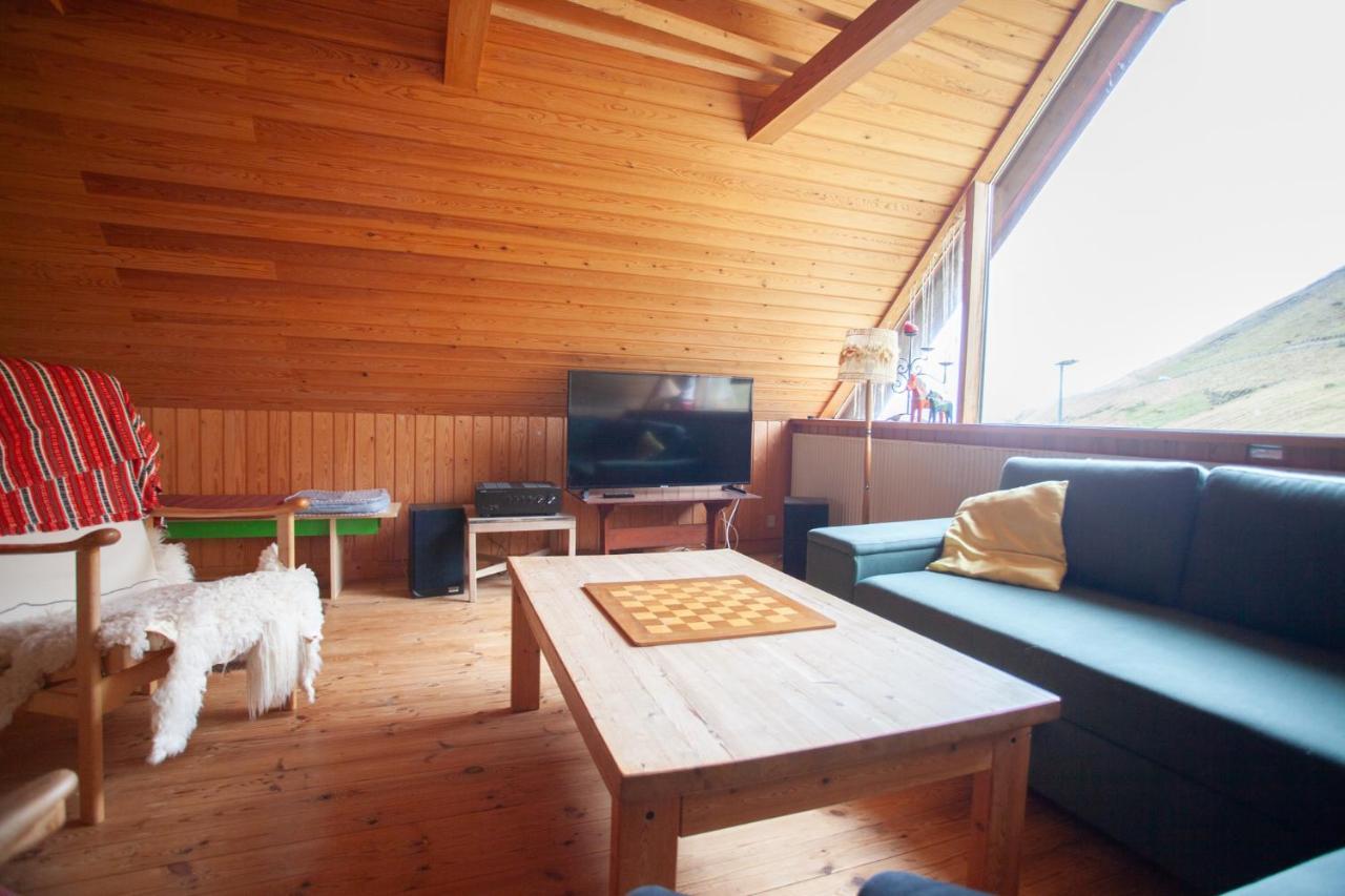 Idyllic Vacation Home With A Breathtaking View Bour Buitenkant foto