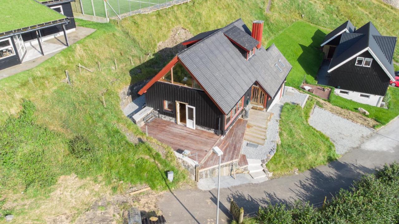 Idyllic Vacation Home With A Breathtaking View Bour Buitenkant foto